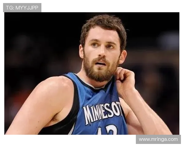 加兰身披城市版球衣HesiLowV2砍下27分5篮板10助攻